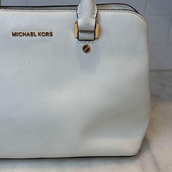 Michael Kors Savannah Medium Convertible Satchel Bag - Picture 4 of 16